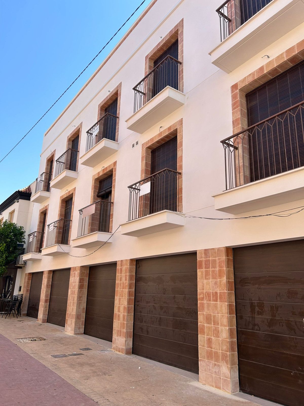 Edificio Cierna, Hondón de las Nieves: Foto 2 van 7