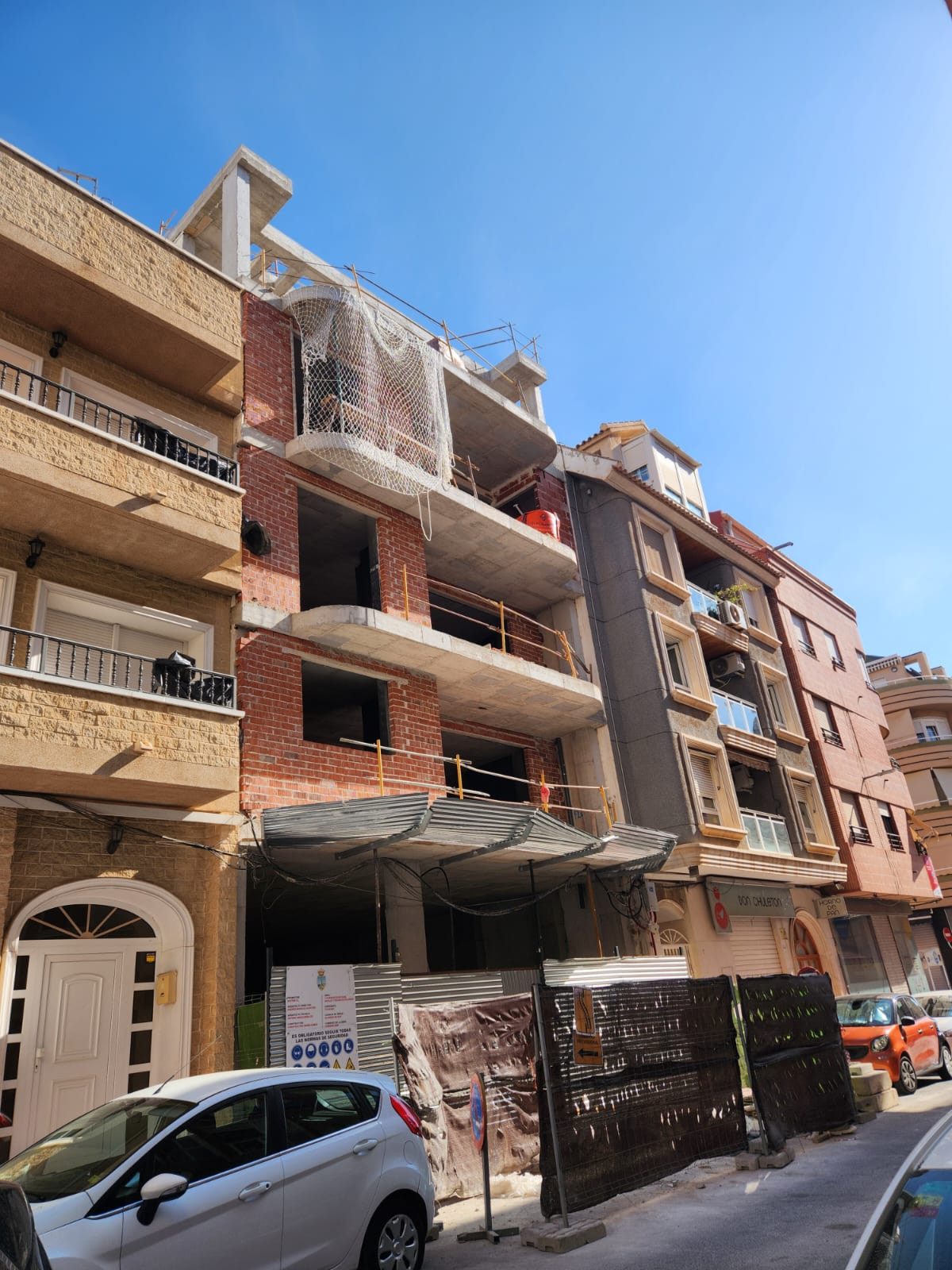 Edificio Marconello, Torrevieja: Foto 2 van 6