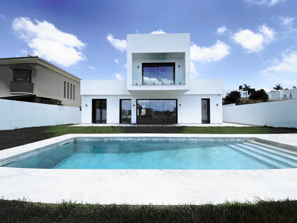Grupo Tierra Nueva, Mijas: Foto 1 van 15