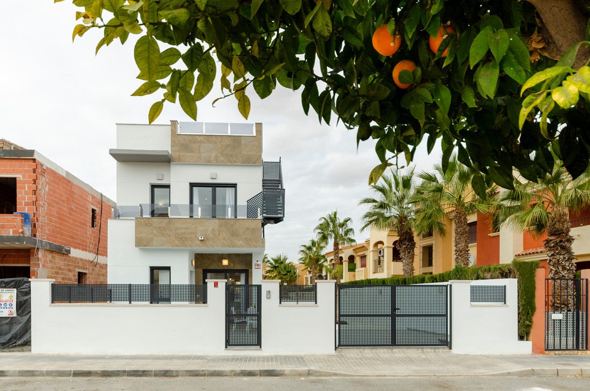 Laguna Rosa Villas - Torrevieja, Torrevieja: Photo 3 of 15