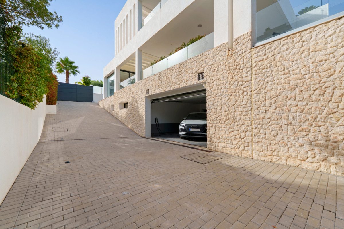Leo 21B, Marbella: Foto 2 van 15