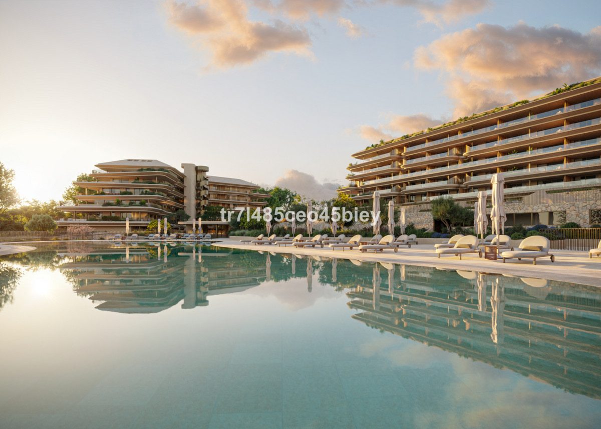 Naven, Fuengirola: Foto 1 van 15