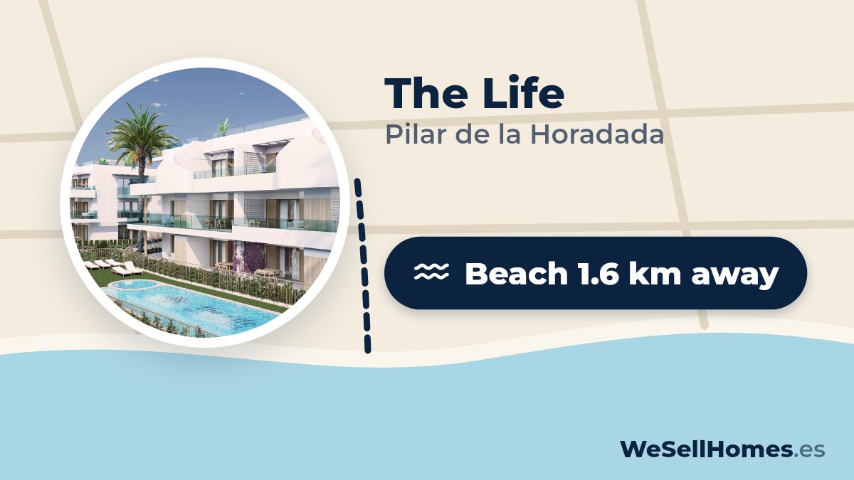 The Life, Pilar de la Horadada: Beach 1.6 km away