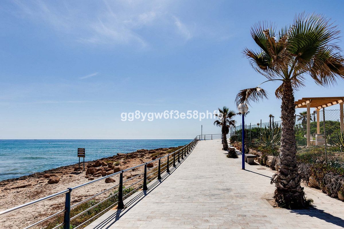 Villa Lysandra, Orihuela Costa: Foto 3 van 15